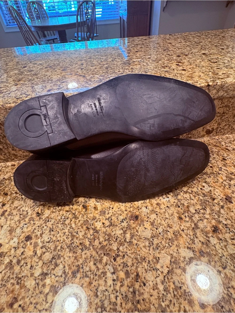 Salvatore Ferragamo Dark Brown Leather Cap-Toe Oxfords Men’s 10.5 Rain Luxe